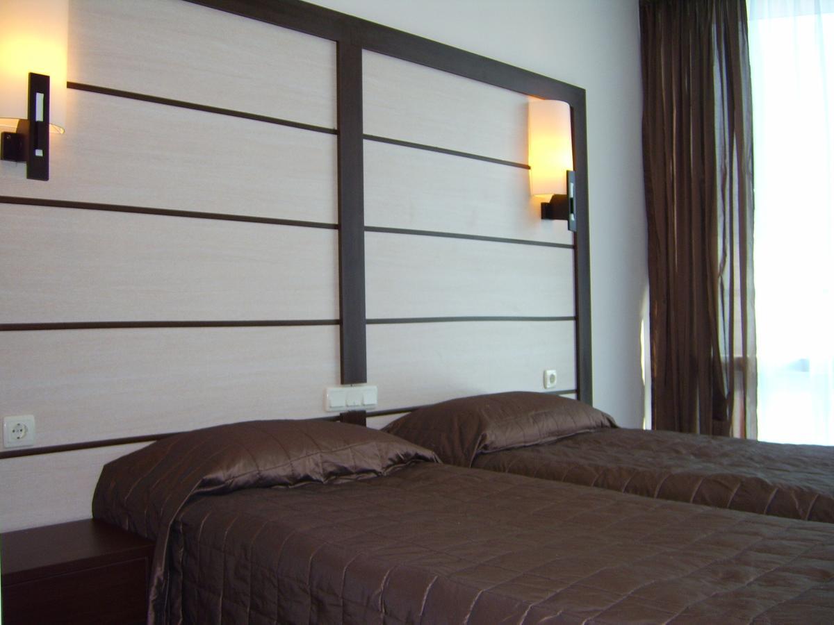 Sunny Bay Beach Hotel Pomorie Extérieur photo